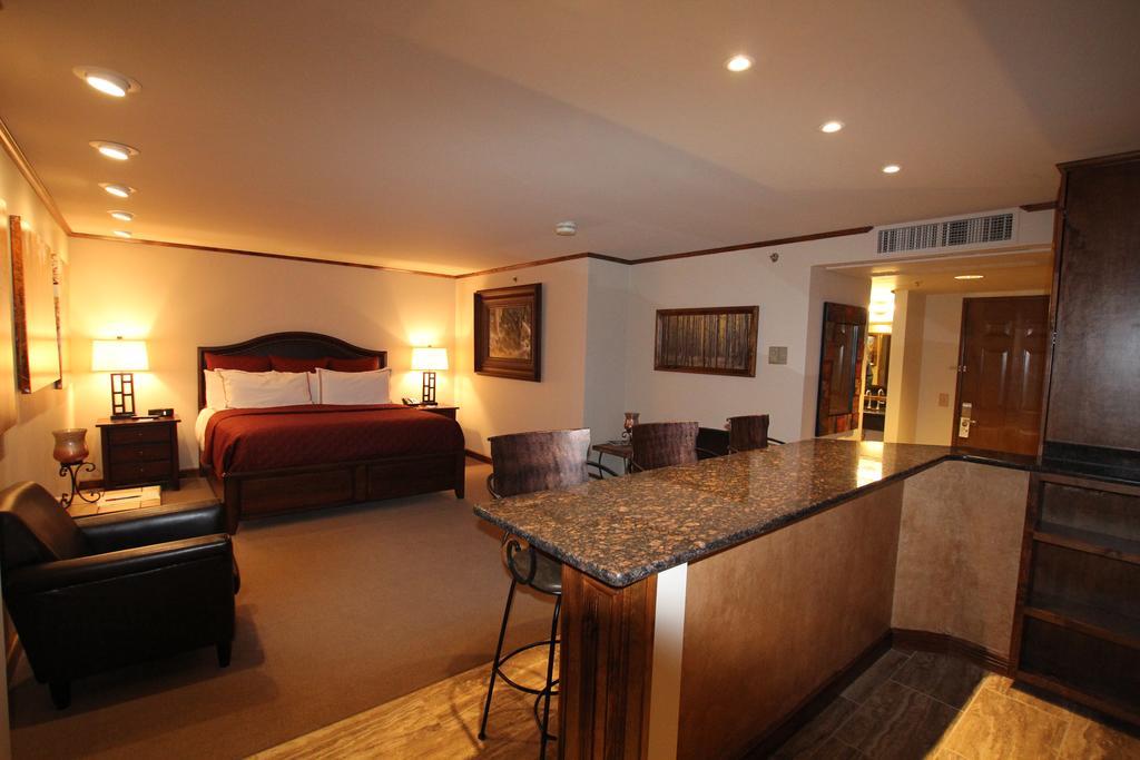 Grand Z Hotel Casino By Red Lion Hotels (Adults Only) Central City Εξωτερικό φωτογραφία